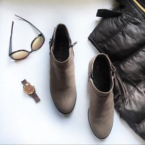 🆕 Brown Ankle Booties